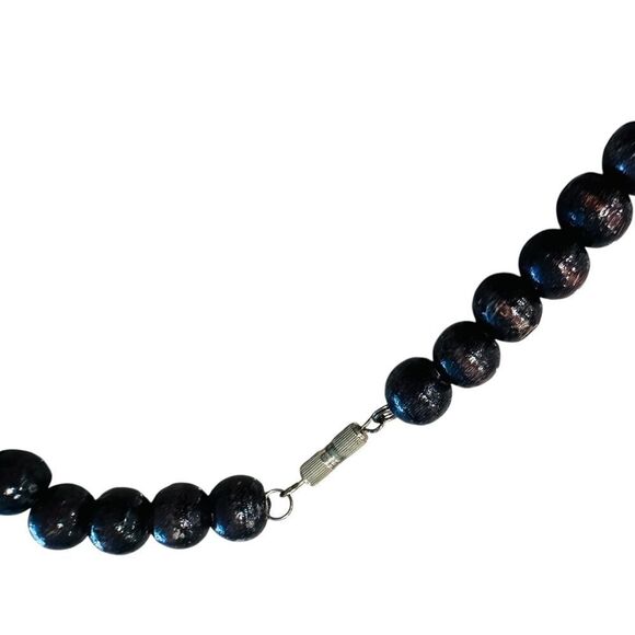 Vintage Carved Animal Statement Necklace - Picture 6 of 7